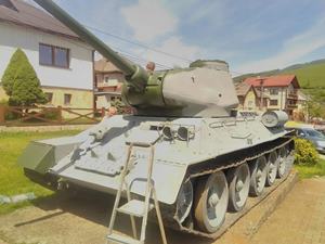 Renovácia starej bojovej techniky03