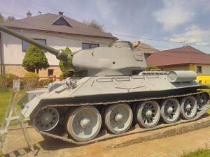 Renovácia starej bojovej techniky04