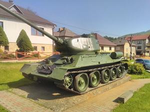 Renovácia starej bojovej techniky05